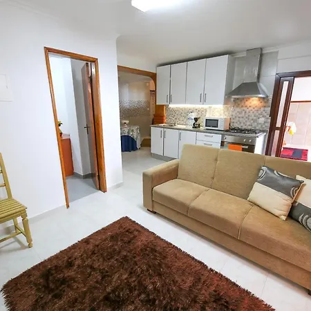 Manelmar O Refugio * Nazaré