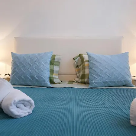 Manelmar O Refugio * Nazaré