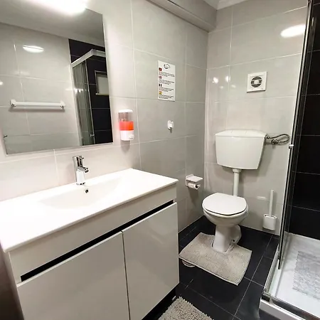 Manelmar O Refugio Apartment Nazare