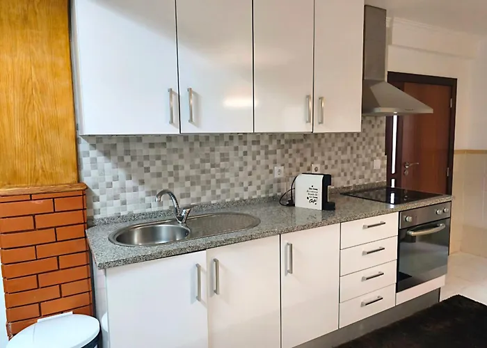 Manelmar O Refugio 纳扎雷